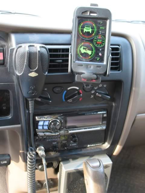 Radio Pioneer MVH-X560BT, CB Uniden 980SSB and RAM X-Grip | IH8MUD Forum
